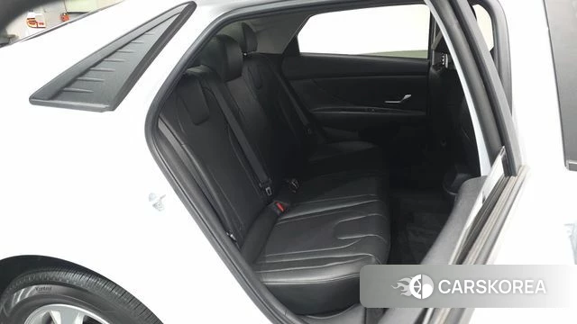 Hyundai Avante (CN7) 2023 Белый из Кореи, фото 3