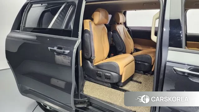 Kia Carnival 4th generation 2022 Серый из Кореи, фото 3