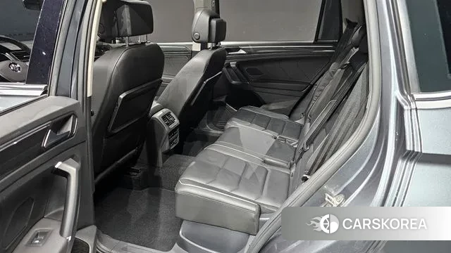 Volkswagen Tiguan Allspace 2018 Серый из Кореи, фото 3