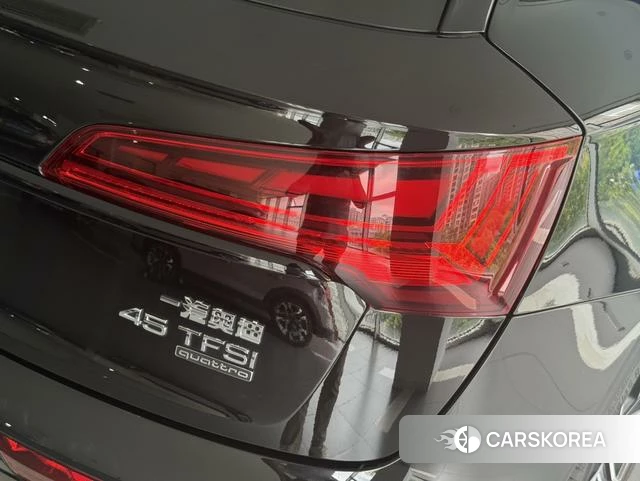 Audi Q5L 2025 Черный из Китая, фото 3