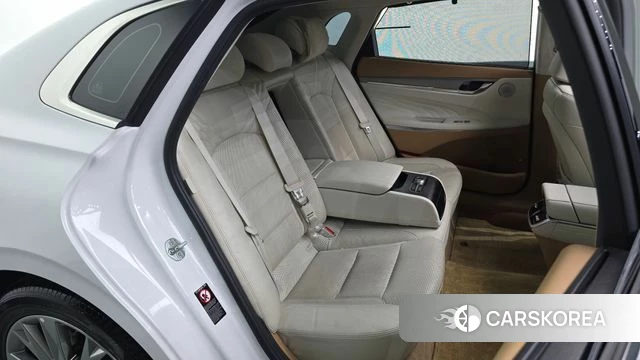 Hyundai The New Grandeur IG Hybrid 2022 Белый из Кореи, фото 3