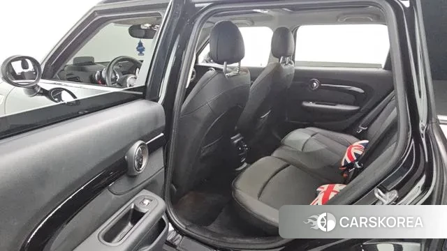 Mini Cooper D Clubman 2018 Черный из Кореи, фото 3