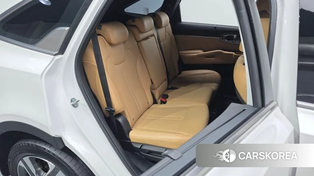 Kia Sorento 4th Generation 2023 Белый из Кореи, фото 3