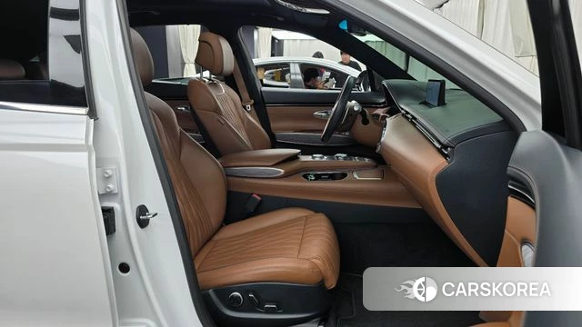 Genesis GV70 2021 Белый из Кореи, фото 3
