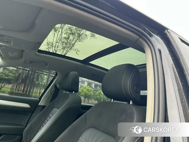Volkswagen Magotan 2023 Черный из Китая, фото 3