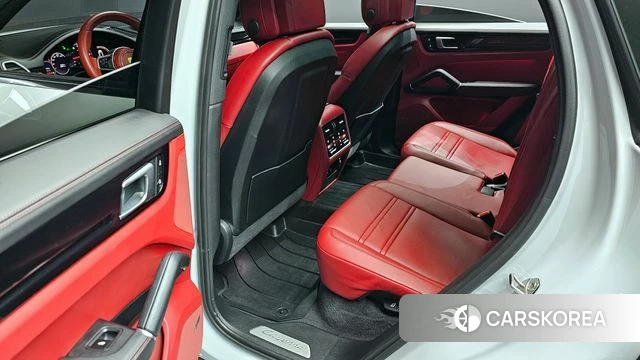 Porsche Cayenne (PO536) 2023 Белый из Кореи, фото 3