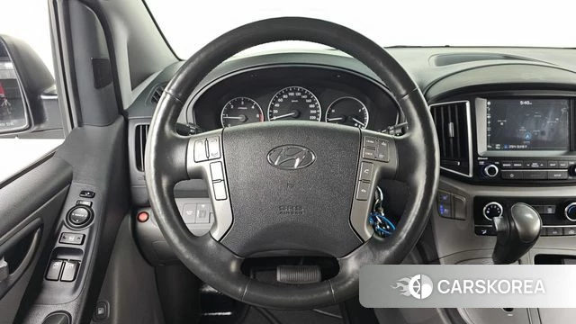 Hyundai The New Grand Starex 2018 Белый из Кореи, фото 3
