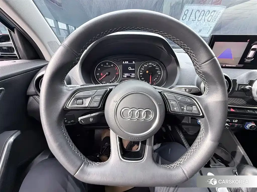 Audi Q2L 2023 Синий из Китая, фото 3