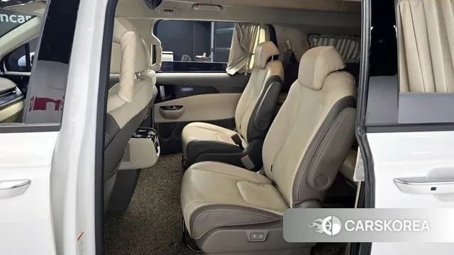 Kia Carnival 4th generation 2023 Белый из Кореи, фото 3