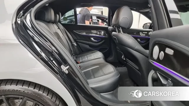 Mercedes-Benz E-Class W213 2018 Серый из Кореи, фото 3