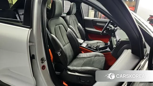 Volvo XC40 2019 Белый из Кореи, фото 3