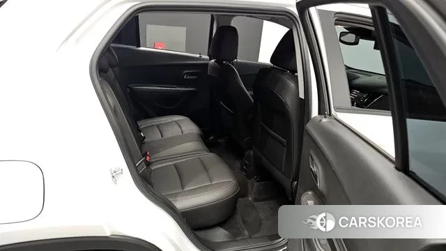 Chevrolet (GM Daewoo) The New Trax 2022 Белый из Кореи, фото 3