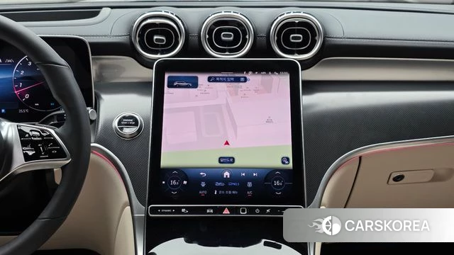 Mercedes-Benz GLC-Class X254 2026 Белый из Кореи, фото 3