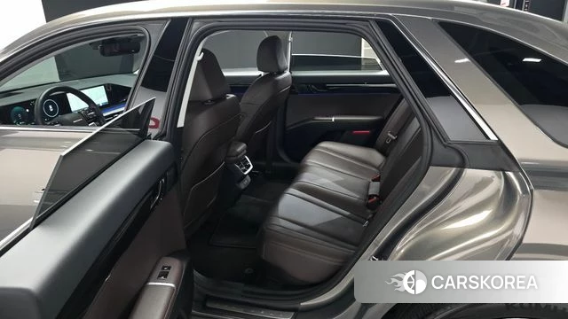 Hyundai Grandeur Hybrid (GN7) 2023 Серый из Кореи, фото 3
