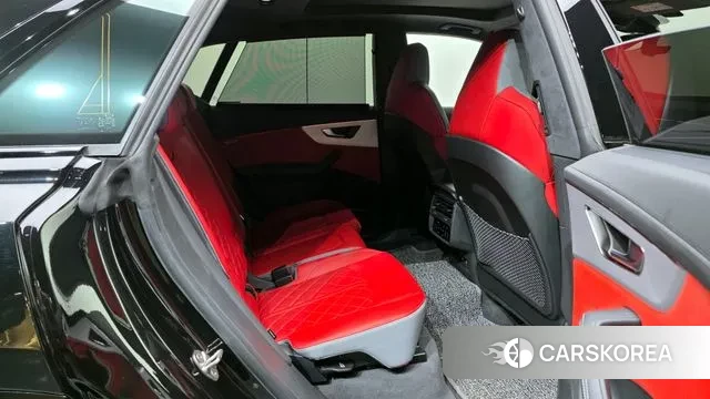 Audi Q8 (4M) 2023 Черный из Кореи, фото 3