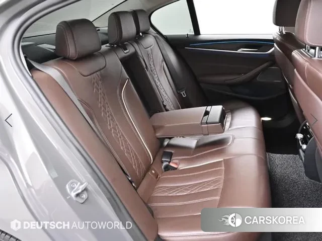 BMW 5 Series (G30) 2020 Черный из Кореи, фото 3