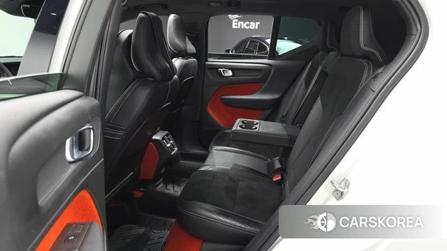 Volvo XC40 2020 Белый из Кореи, фото 3