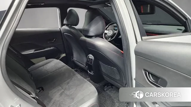 Hyundai Kona Hybrid (SX2) 2023 Серебряный из Кореи, фото 3