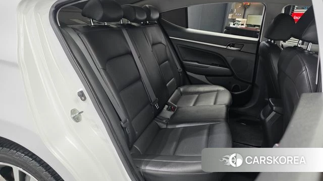 Hyundai Avante AD 2018 Белый из Кореи, фото 3