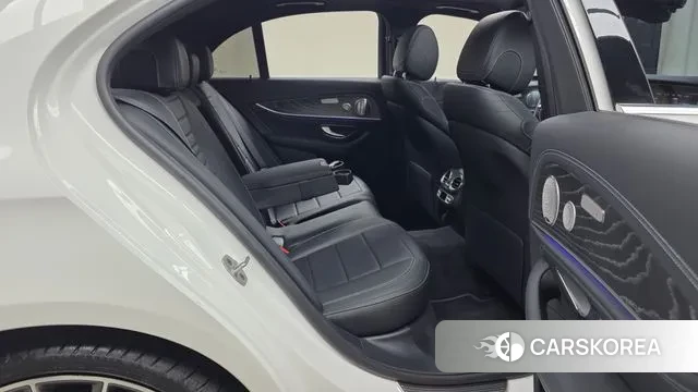 Mercedes-Benz E-Class W213 2020 Белый из Кореи, фото 3