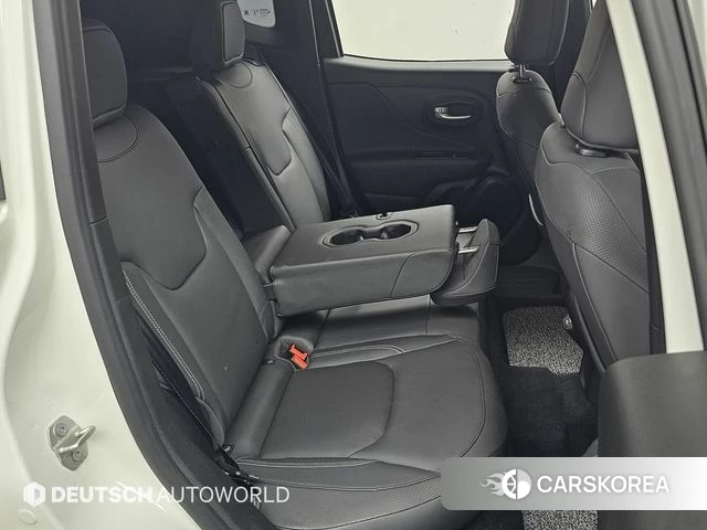 Jeep Renegade 2023 Белый из Кореи, фото 3