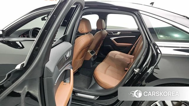 Audi A6 (C8) 2022 Черный из Кореи, фото 3