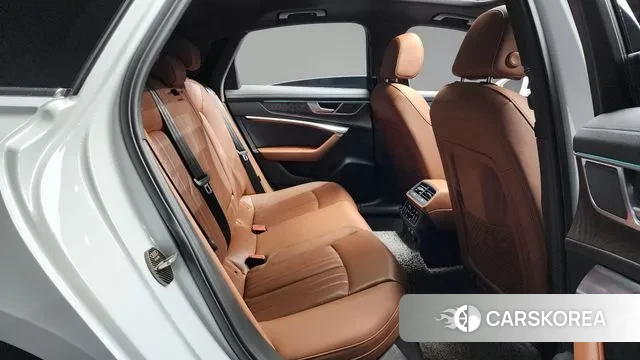 Audi A6 (C8) 2023 Белый из Кореи, фото 3