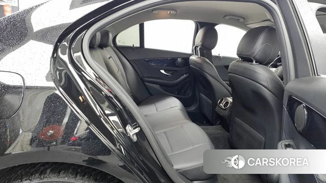 Mercedes-Benz C-Class W205 2019 Черный из Кореи, фото 3