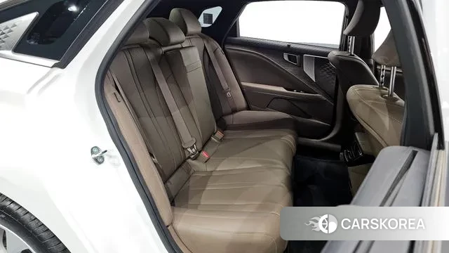 Kia K8 2023 Белый из Кореи, фото 3