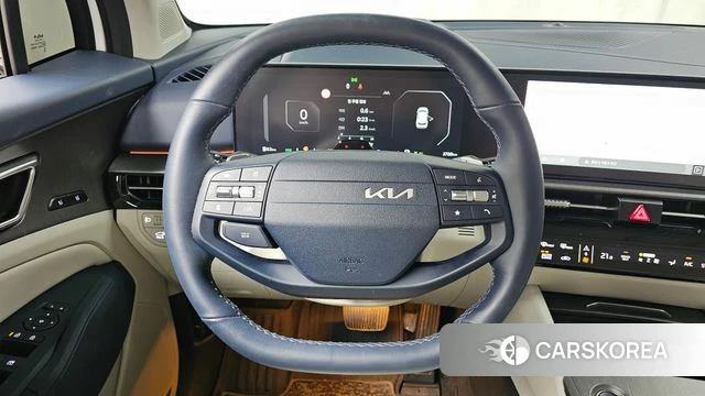 Kia The New Sportage 5th Generation Hybrid 2025 Белый из Кореи, фото 3