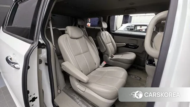 Kia The New Carnival 2018 Белый из Кореи, фото 3