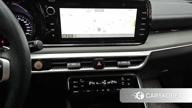 Kia K5 3rd generation 2023 Белый из Кореи, фото 3