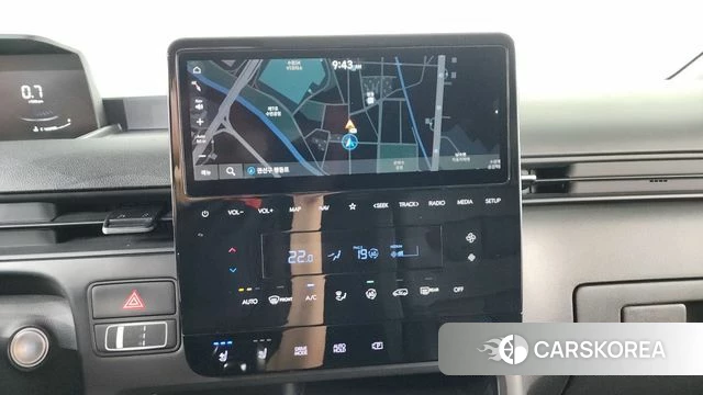Hyundai Staria 2023 Белый из Кореи, фото 3