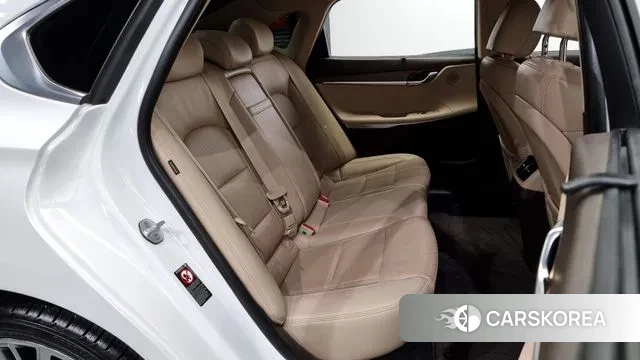 Hyundai Grandeur IG 2018 Белый из Кореи, фото 3