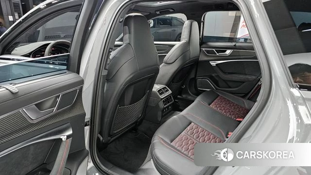 Audi RS6 (C8) 2025 Серебристо-серый из Кореи, фото 3