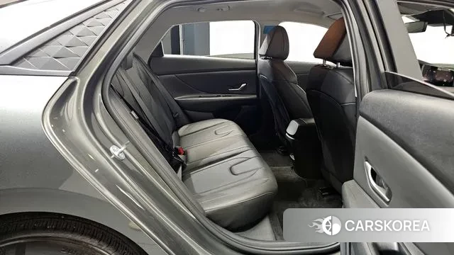 Hyundai The New Avante (CN7) 2023 Серый из Кореи, фото 3