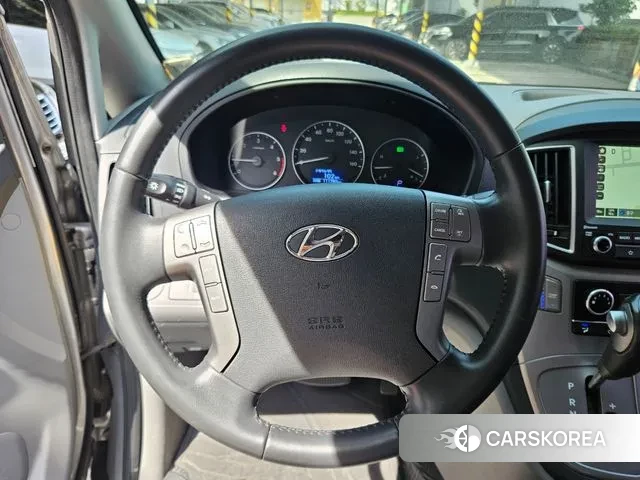 Hyundai The New Grand Starex 2019 Серебряный из Кореи, фото 3