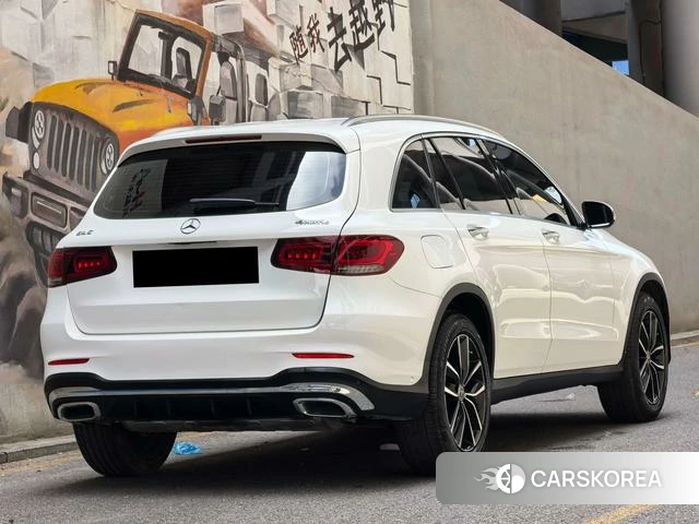 Mercedes-Benz GLC 2022 Белый из Китая, фото 3