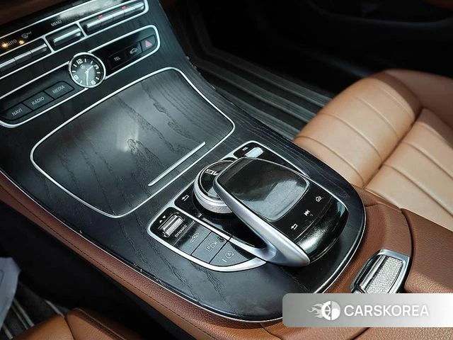 Mercedes-Benz E-Class W213 2019 Черный из Кореи, фото 3