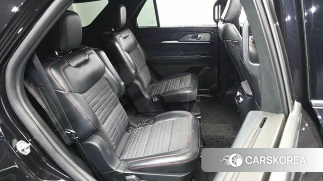Ford Explorer 6th Generation 2024 Черный из Кореи, фото 3