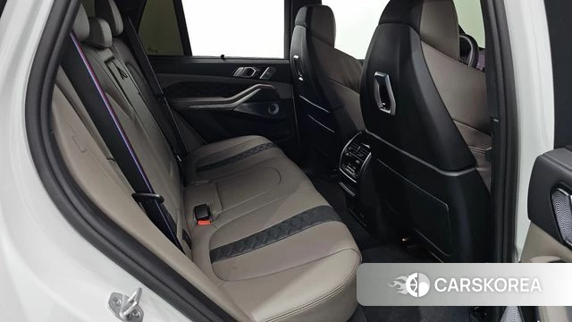 BMW X5M (G05) 2025 Белый из Кореи, фото 3