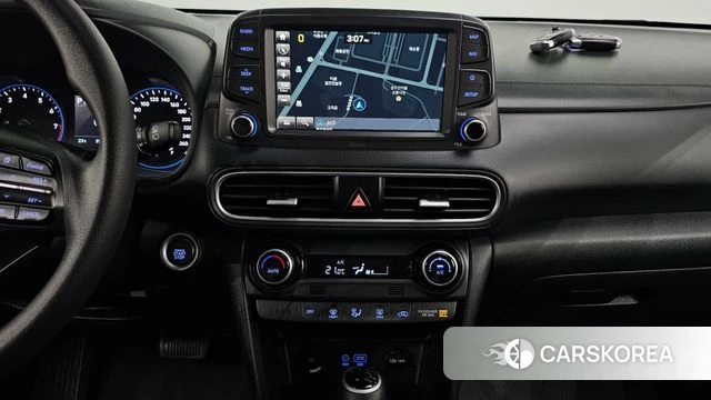 Hyundai Kona 2019 Серебристо-серый из Кореи, фото 3