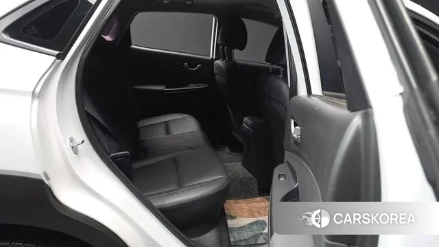 Hyundai Kona 2018 Белый из Кореи, фото 3