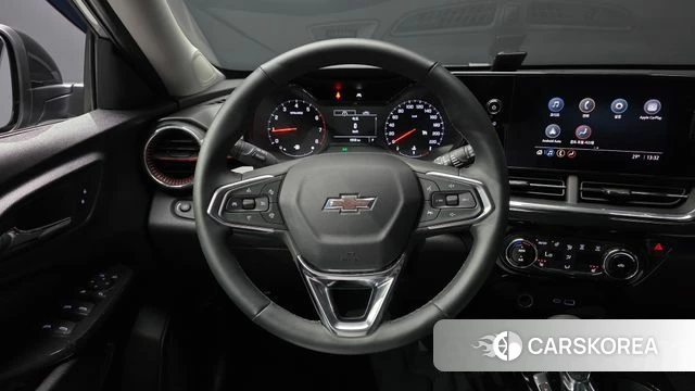 Chevrolet (GM Daewoo) Trax Crossover 2026 Серебристо-серый из Кореи, фото 3
