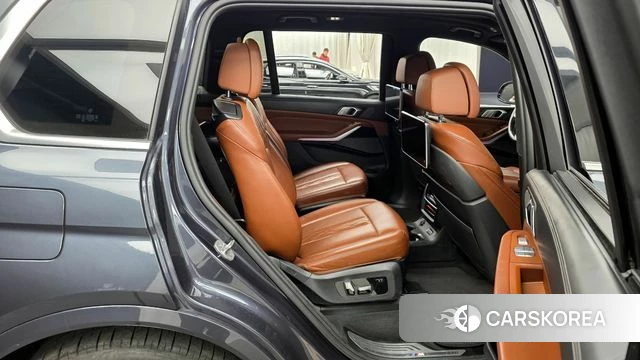 BMW X7 (G07) 2020 Серый из Кореи, фото 3