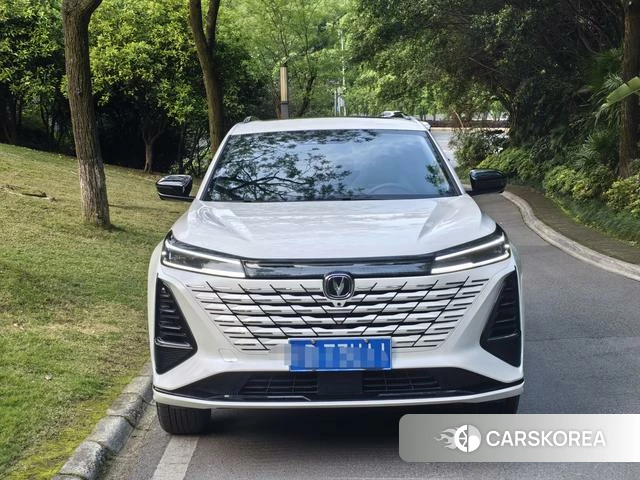 Chang'an CS75 PLUS 2024 Белый из Китая, фото 3