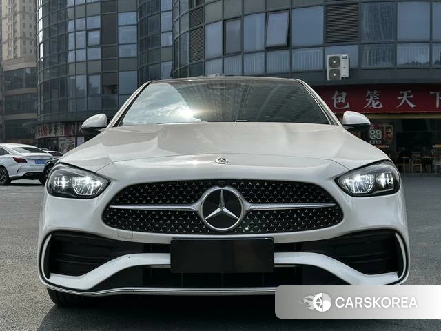 Mercedes-Benz Class C 2025 Белый из Китая, фото 3