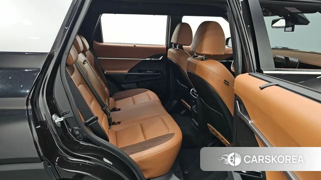 Ssangyong Torres 2023 Черный из Кореи, фото 3