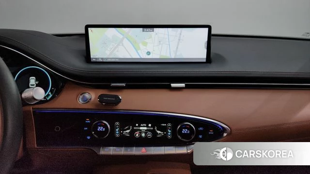 Genesis GV70 2022 Белый из Кореи, фото 3