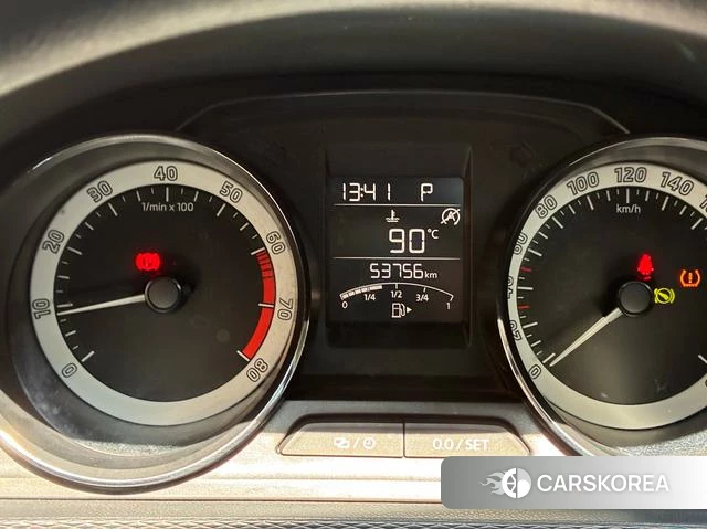 Skoda Komick 2021 Белый из Китая, фото 3
